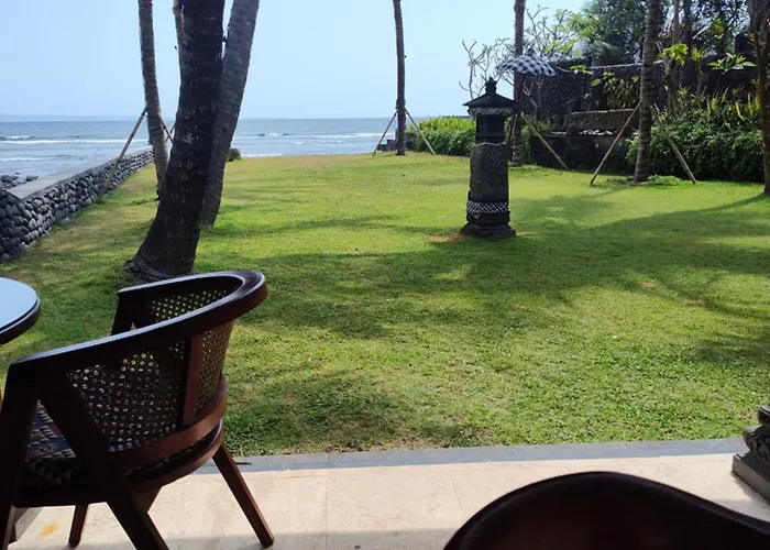 Spacious Private Pool Apartment-Beachside Resort