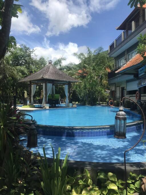 Apartment Spacious Private Pool Apartment-beachside Candidasa